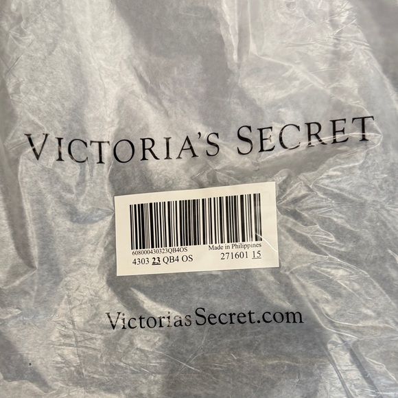 VICTORIA'S SECRET
Bow Tote Bag - Picture 2 of 4